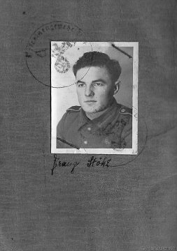 Soldbuch HE 1