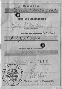 Wehrpass HE 3